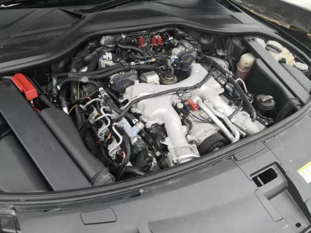 Motor porsche cayenne 4.2 tdi MCU.DB 382 CP euro 5 cayenne 2012