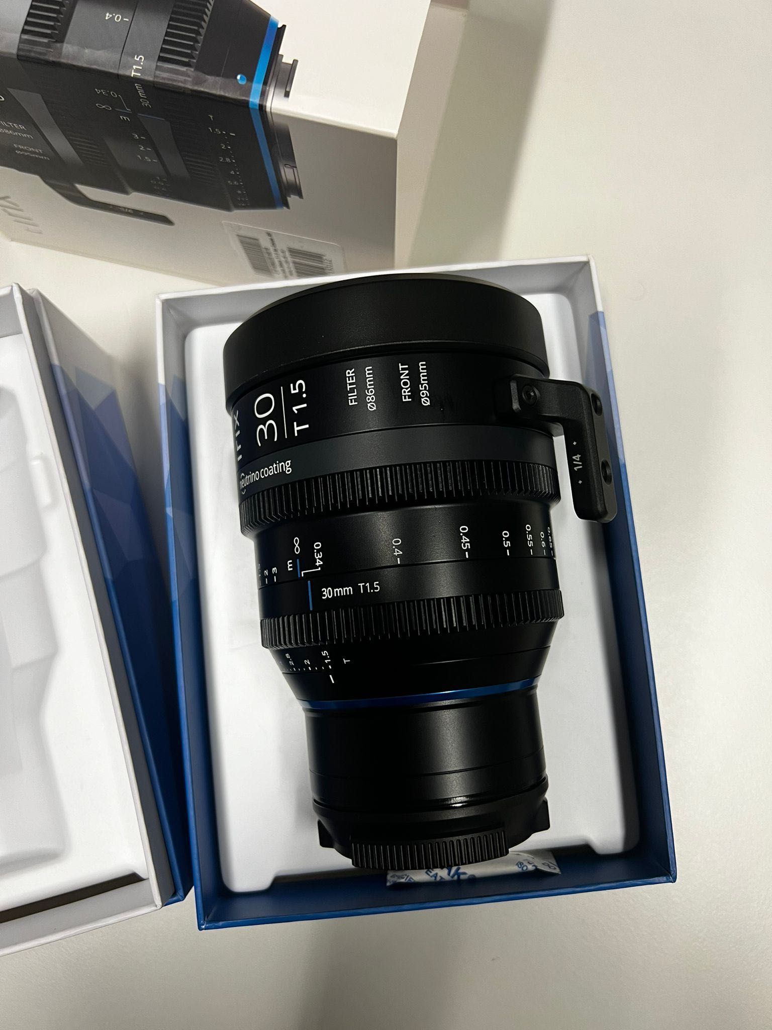 Obiectiv cine lens manual IRIX 30mm t1.5 RF mount