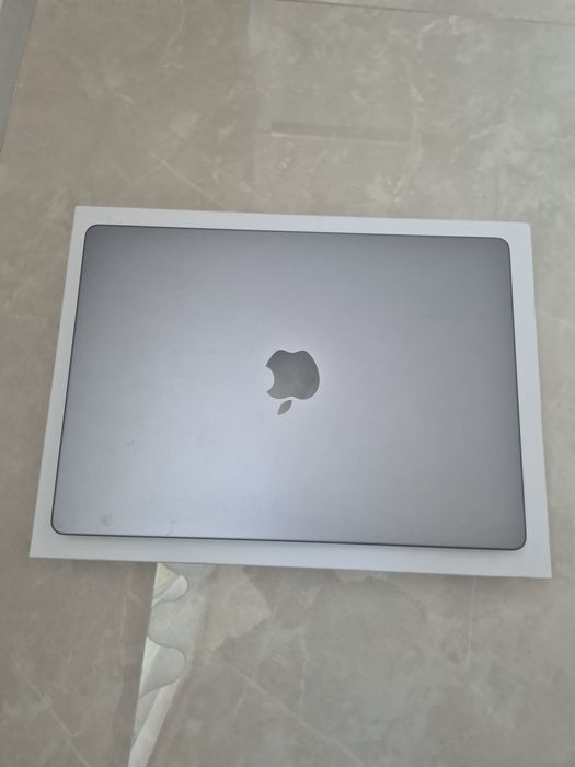 Macbook Pro Max M1 14inch 64gb 2TB SSD