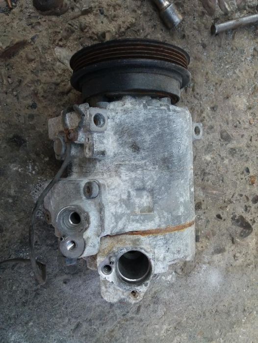 Compresor ac passat audi 1999-2005 8d0 260 808 1.6 ahl 74 kw 101cp