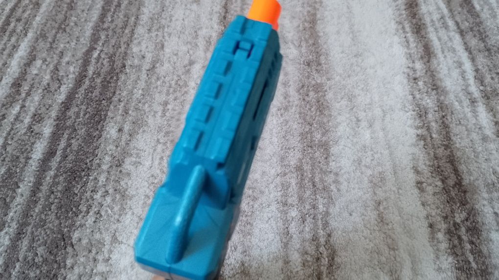 Продавам Nerf elite 2.0