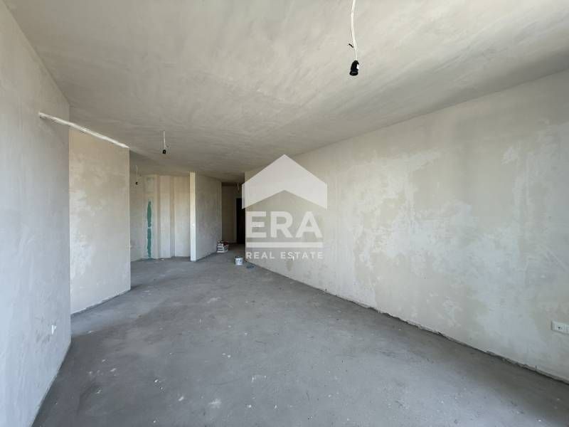 Продава се Тристаен апартамент в Варна, Чайка - 118 кв.м за 2543 €/кв.м - Снимка #4