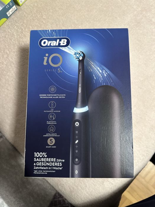 Periuta de dinti electrica ORAL-B iO5