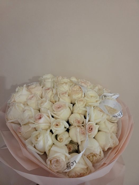 51 роза сатылады