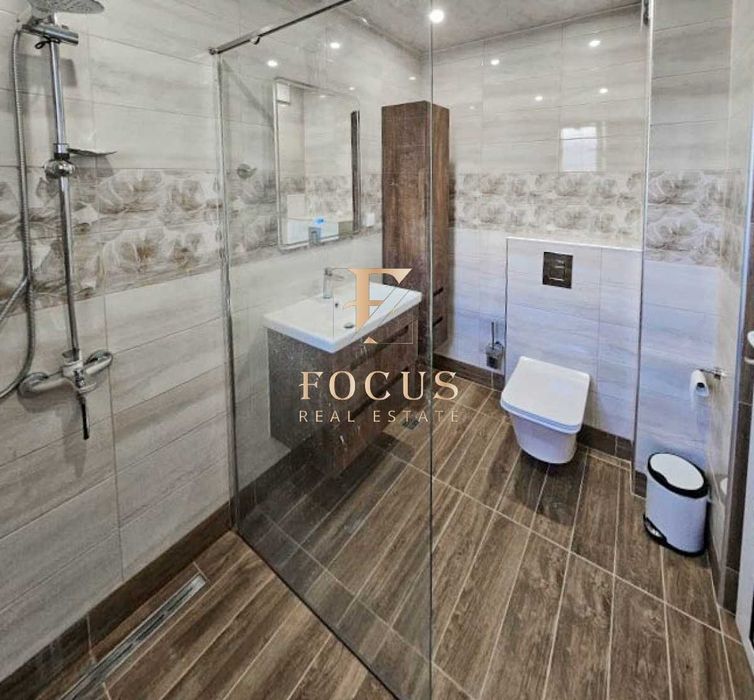 Продава се Тристаен апартамент в Пловдив, Остромила - 126 кв.м за 1508 €/кв.м - Снимка #5