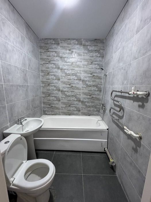 Продажа квартира Яшнабад Кадешва рынок метро Олмос 3 комнатная навастр