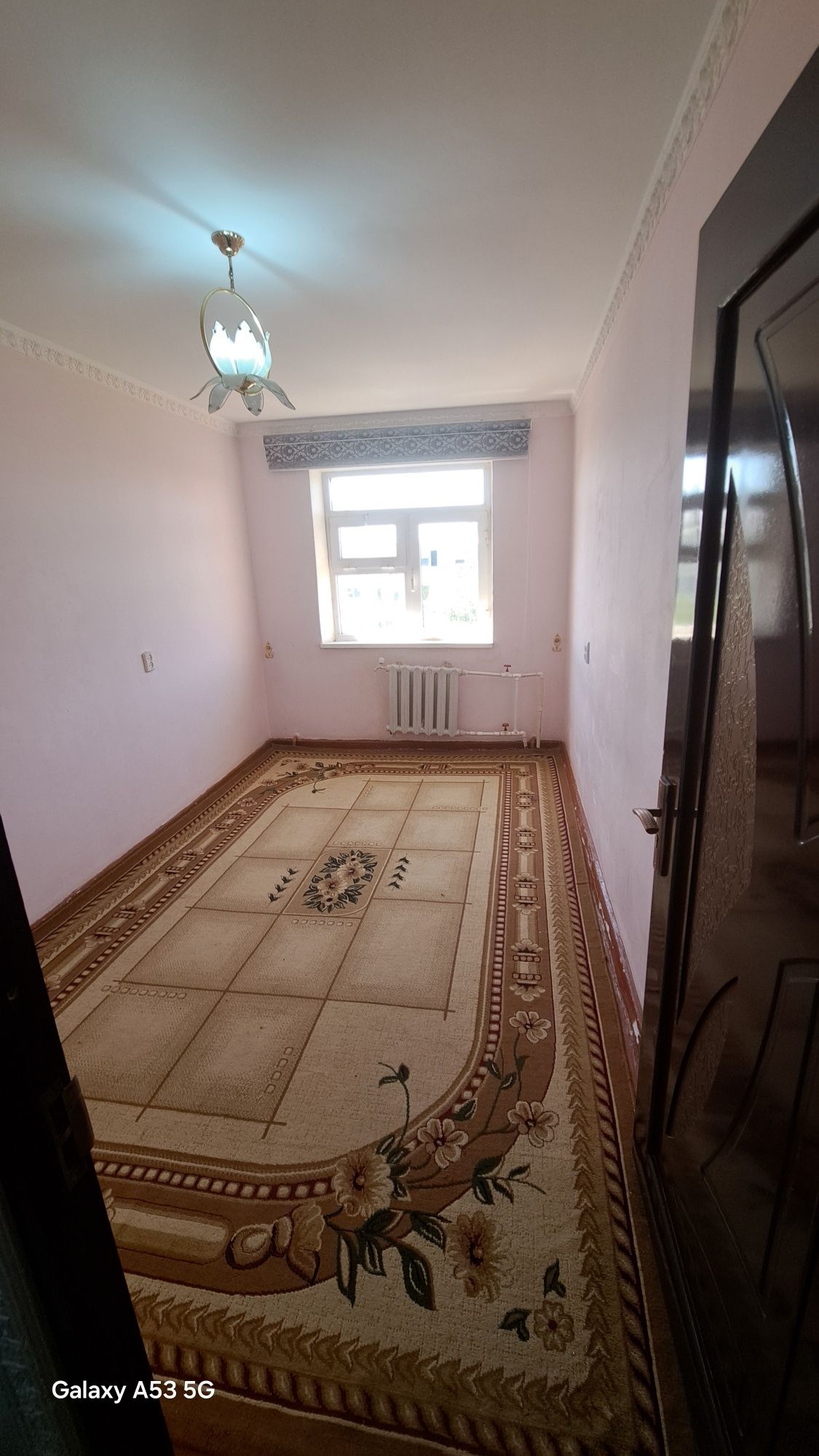 3 хонали квартира ижарага берилади 5-кават . Мулжал Марказий аптека