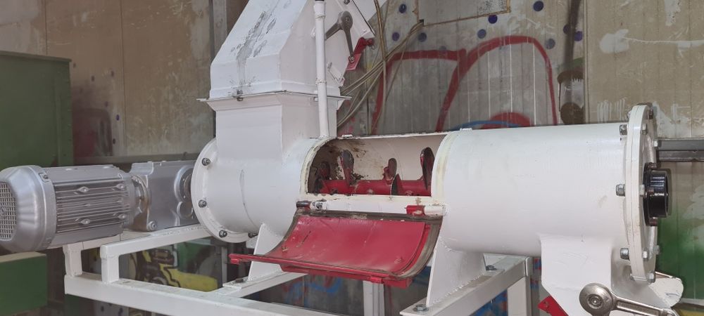 Mixer amestecator rumegus