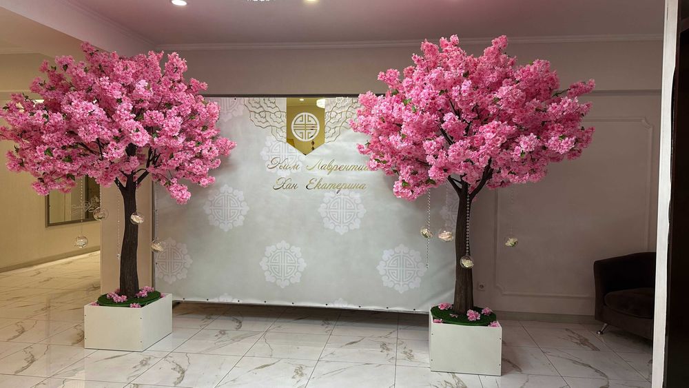 Аренда искусственных деревьев