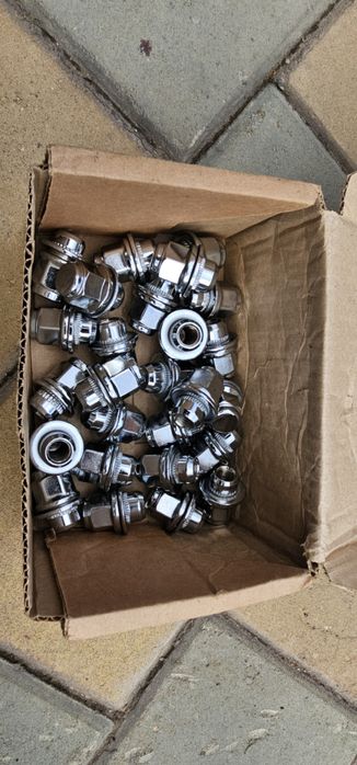 Запчасти Toyota camry, 200, hilux, Prado,