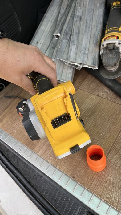 Rindea brushless DCP580 in stare ff buna