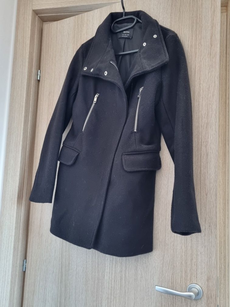 Palton bershka mărimea s