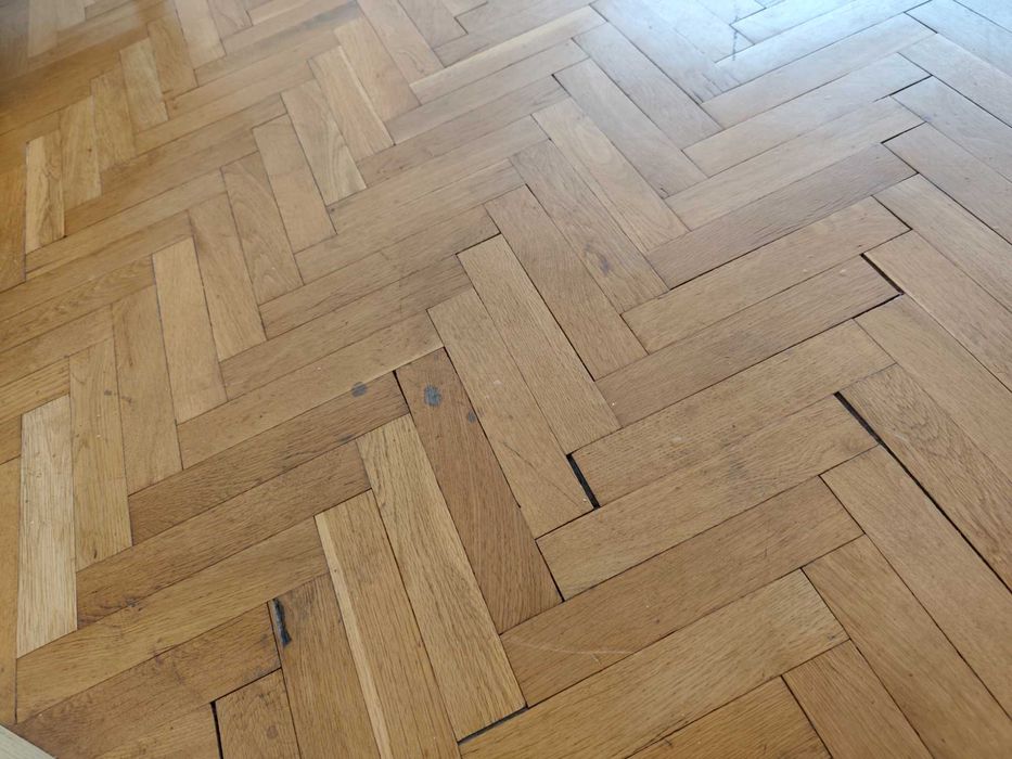 Естествен дървен паркет 20кв.м.