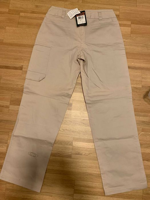 Pantaloni originali Salomon casual/drumeție