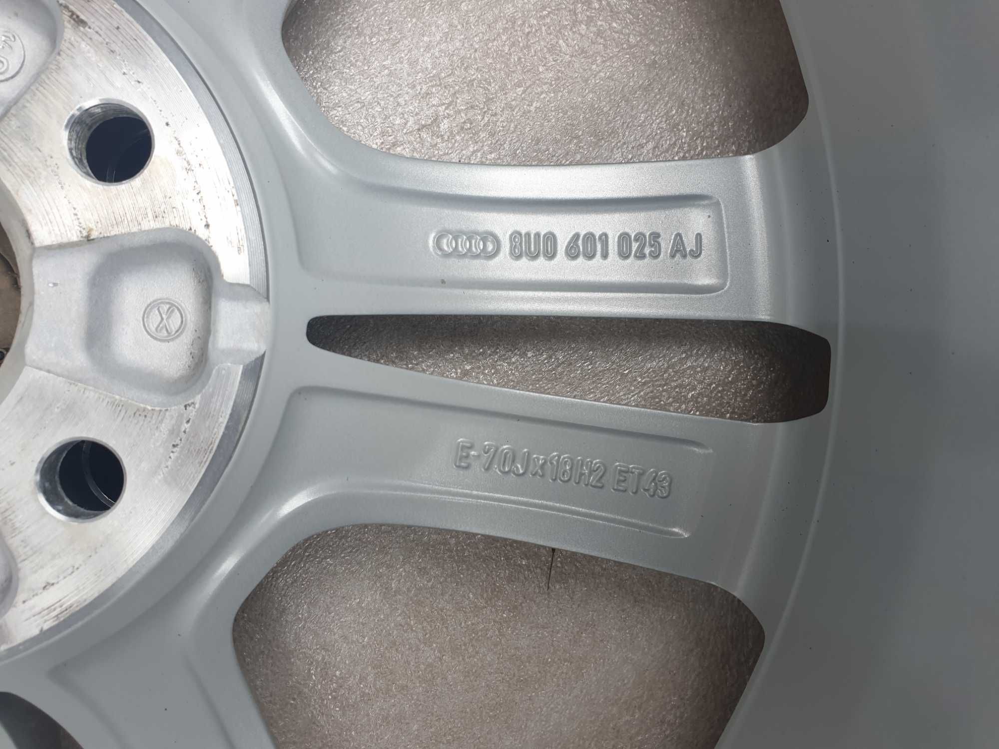 Оригинални лети джанти 7Jx18H2 ET43 5x112 57.1 за Ауди Q2, Q3, A3 и TT