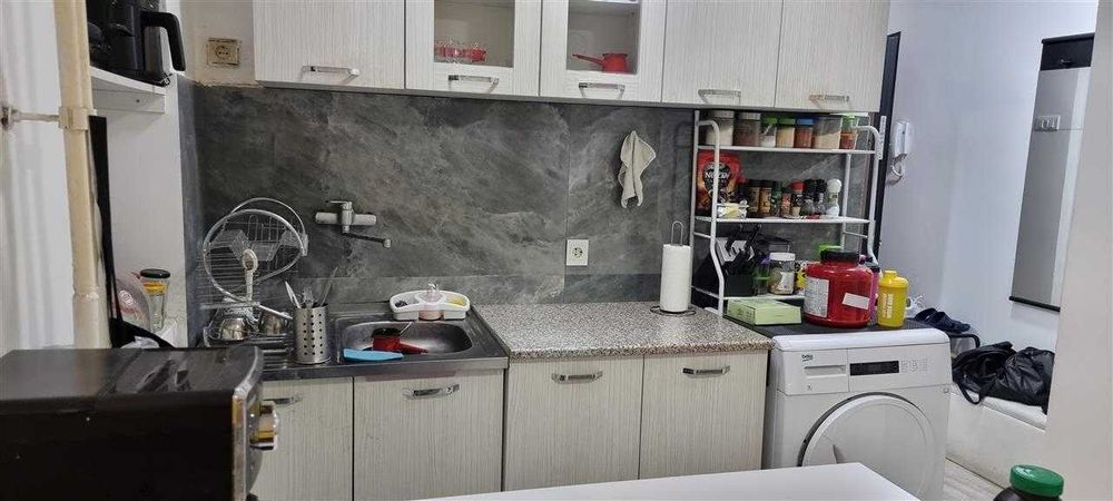 Дава се под наем Многостаен апартамент в Пловдив, Централна гара - 94 кв.м за 453.9 € - Снимка #2