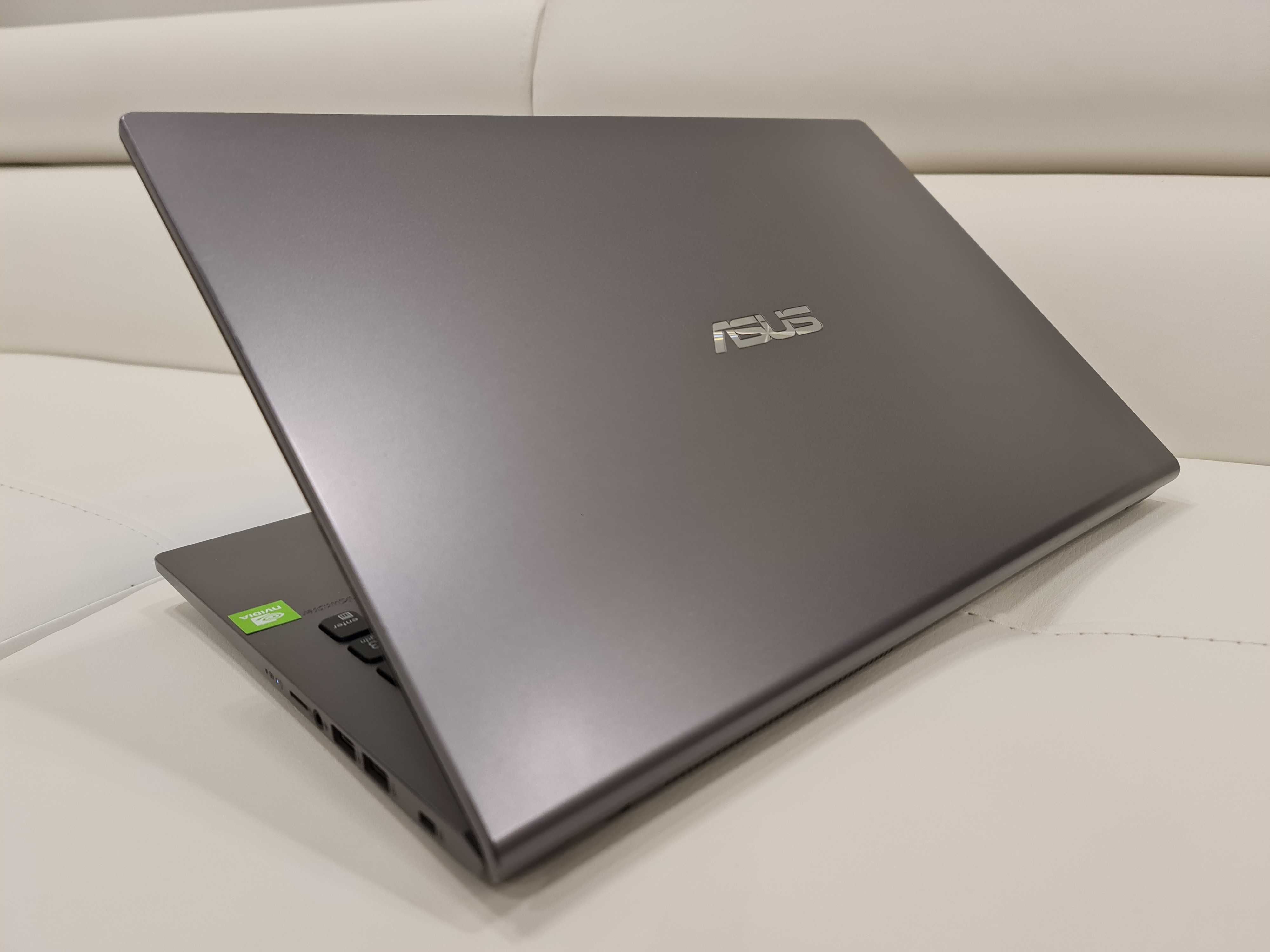 Laptop gaming Asus, intel core- i7-8556, video 4 gb nvidia, SSD