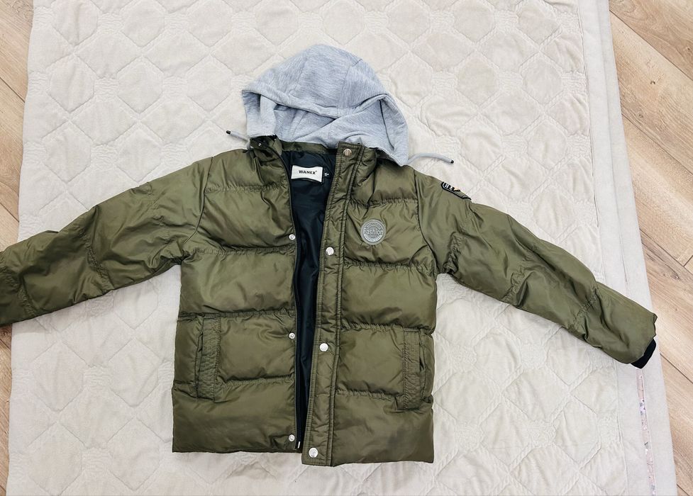 Цена за все детские вещи на фото.