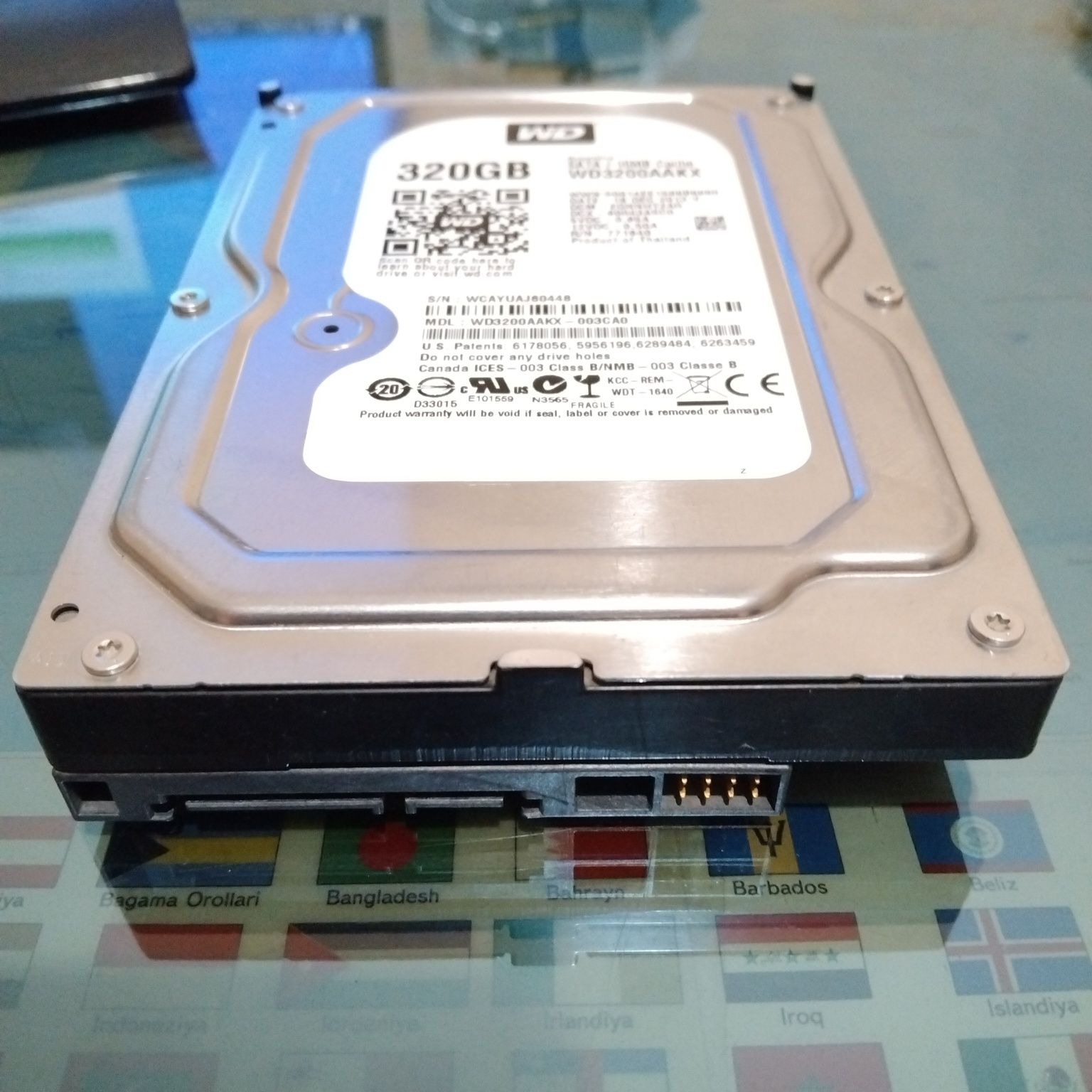 Жёсткий диск Western Digital SATA / 16MB Cache WD3200AAKX 320gb