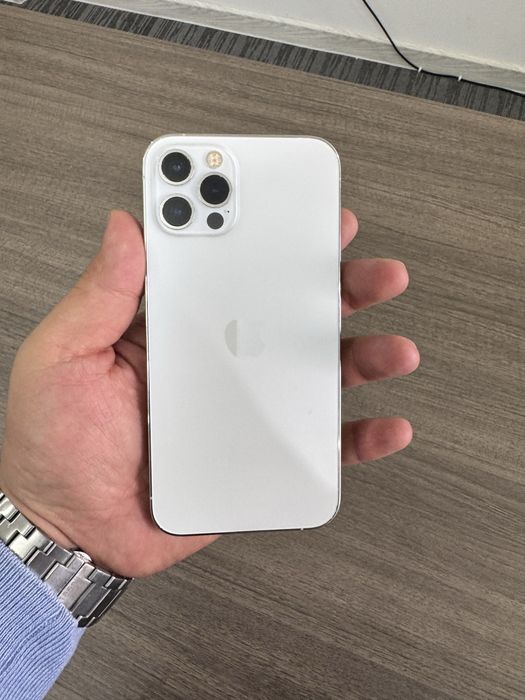 Iphone 12 pro. Все детали оригинал