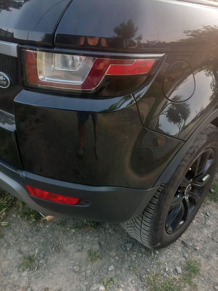 vand range rover evoque (pret negociabil)