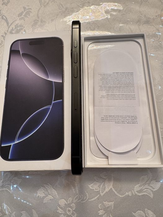 iPhone 16 Pro 256GB Black Titanium