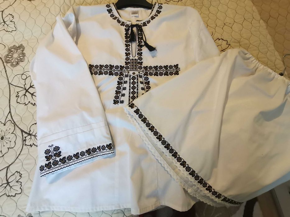 Cămașa Marginimea Sibiului și poale