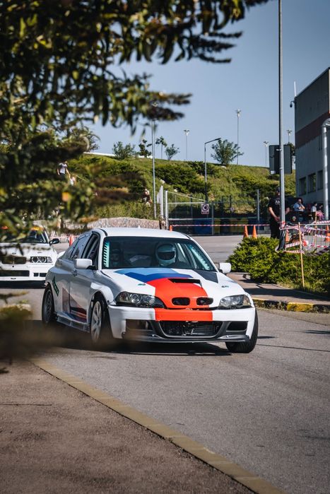 Vand bmw e46 4.0 v8 drift
