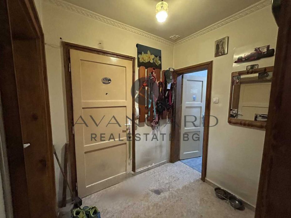 Продава се Тристаен апартамент в Пловдив, Кършияка - 57 кв.м за 1843 €/кв.м - Снимка #7