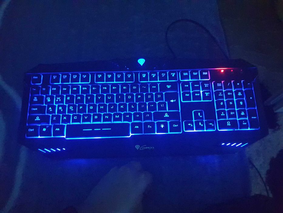 Tastatură pc Gaming Genesis  !!