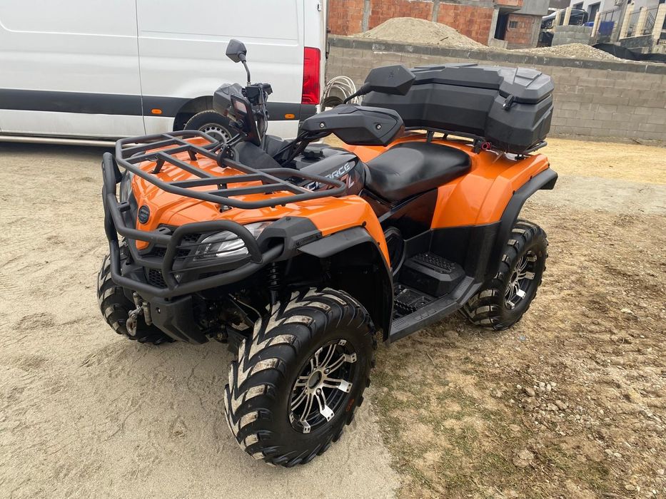 Vând CF MOTO 520L