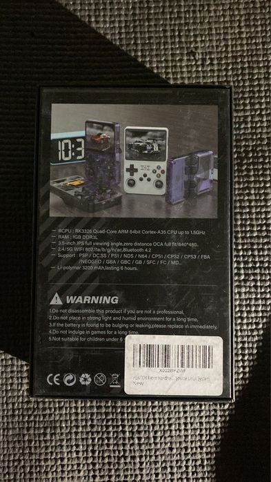 R36S Retro Video Game Console