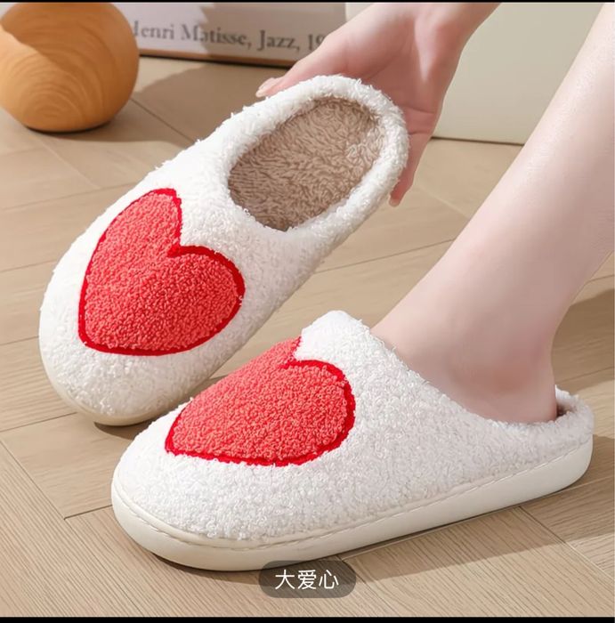 uy uchun qalin  oyoq kiyim