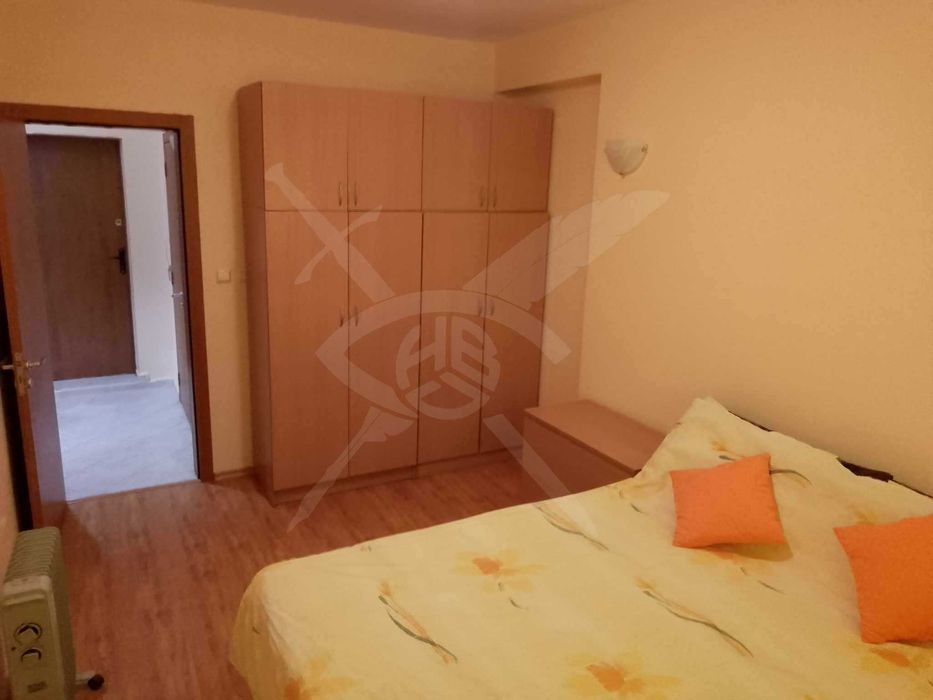 Дава се под наем Двустаен апартамент в Варна, Бриз - 75 кв.м за 350 € - Снимка #4