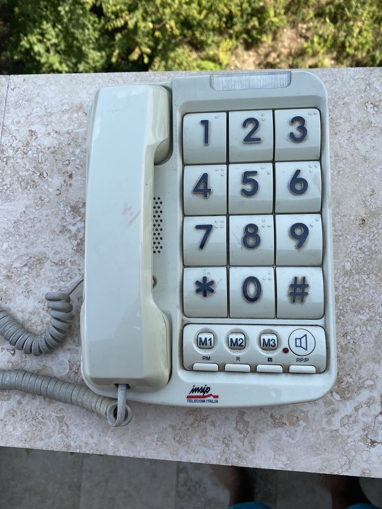 Telefon cu Taste Mari