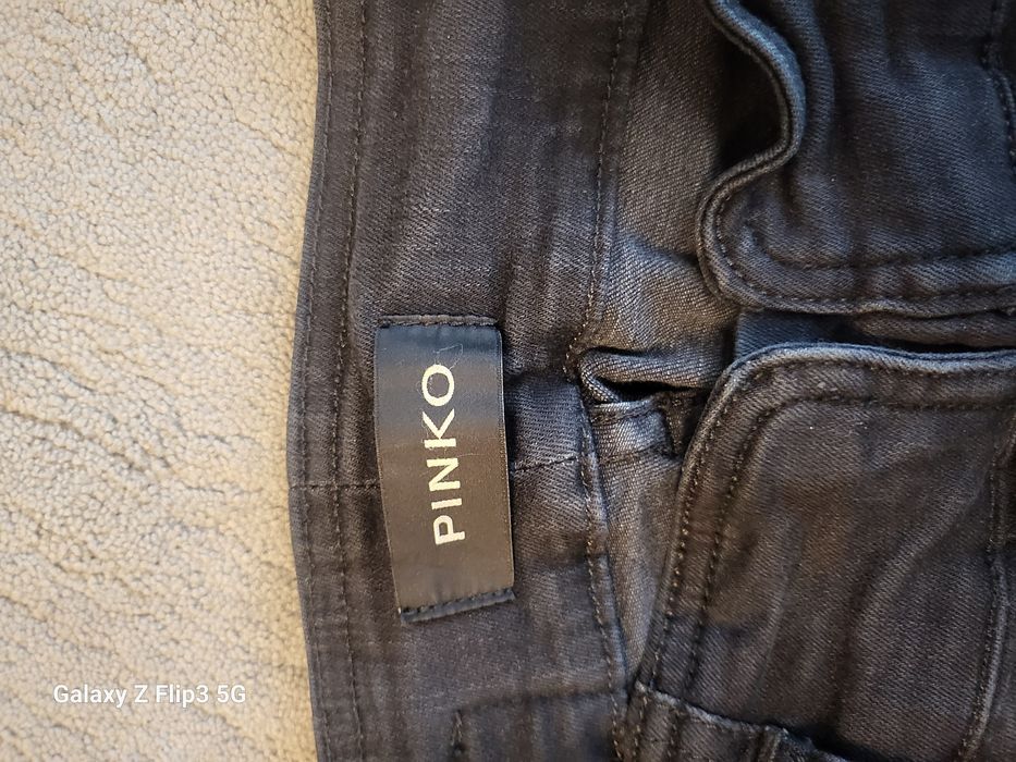 Черни дънки Pinko