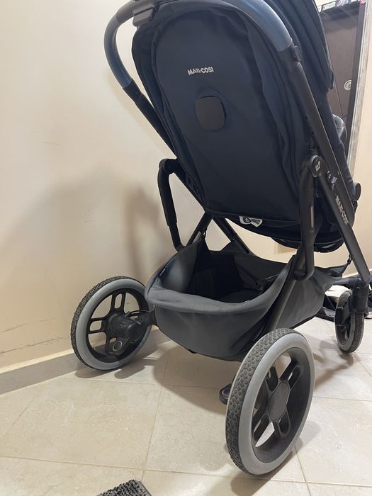 Maxi-Cosi Комбинирана количка Lila XP Essential Black