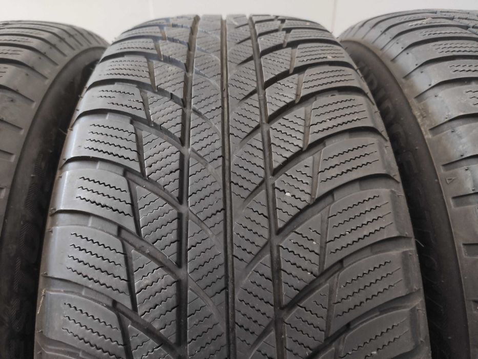 4бр Зимни Гуми 225 55 17 - Bridgestone Runflat