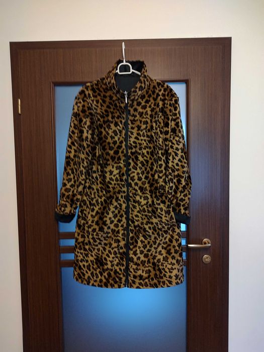 Palton/pardesiu leopard, captuseala vatelina subtire