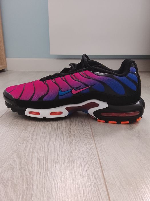 Продавам Nike Tn Barcelona