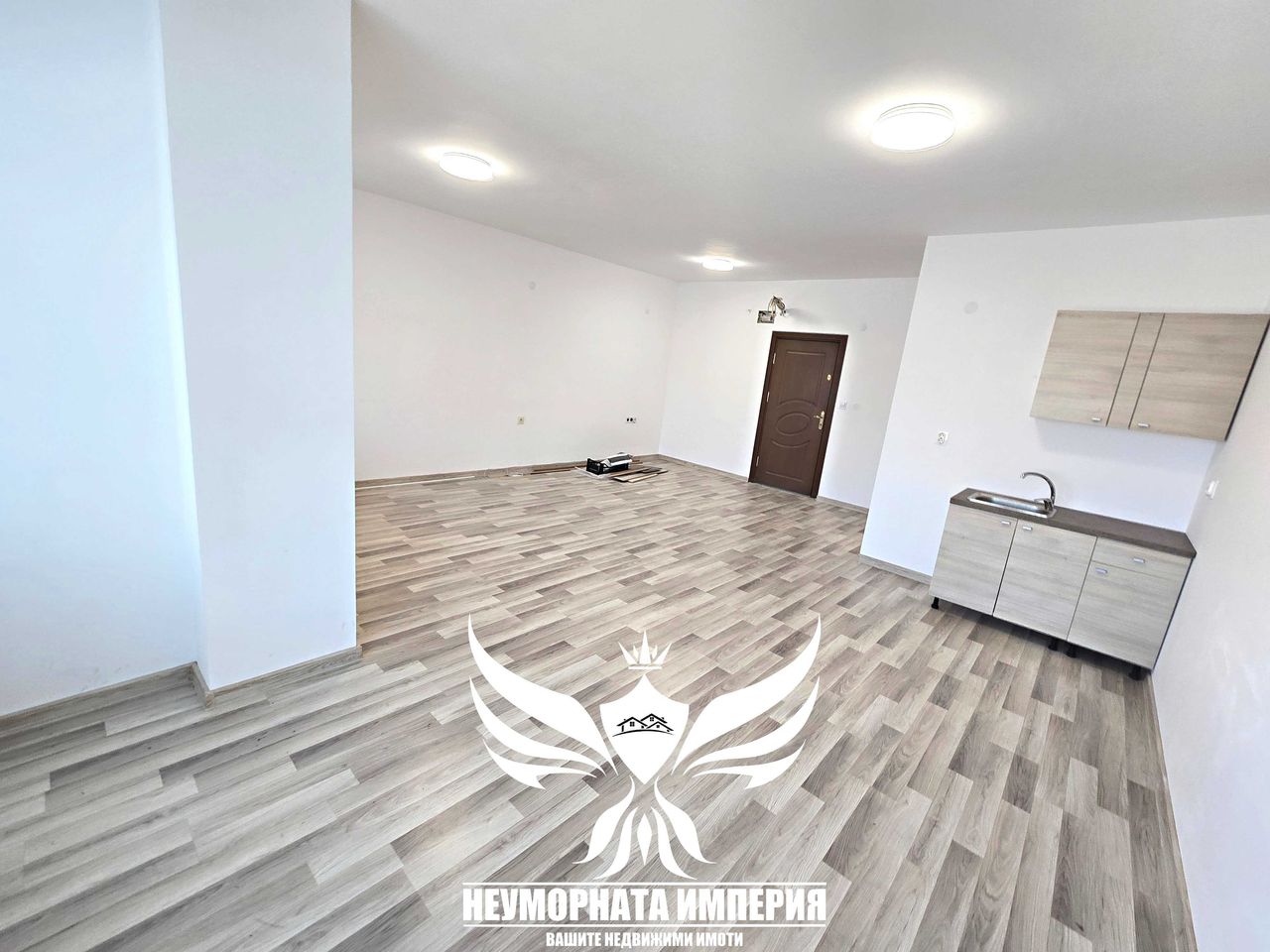 Дава се под наем Едностаен апартамент в Асеновград - 45 кв.м за 233 € - Снимка #1