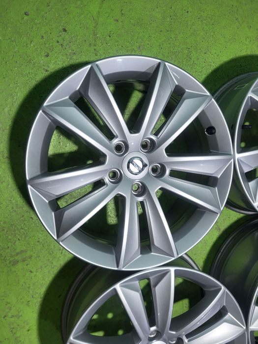 17 5x108 Volvo лети джанти 5х108 Волво