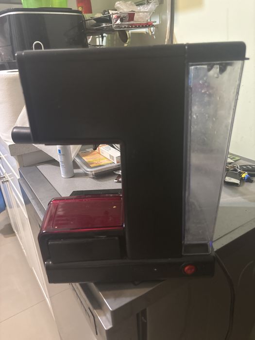 Expressor de facut cafea si capucino BREVILLE