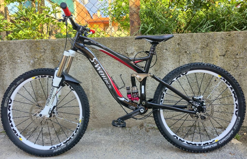 Specialized Enduro 26 цола XTR 1x10 Marzocchi Bomber Карбонов Обслужен
