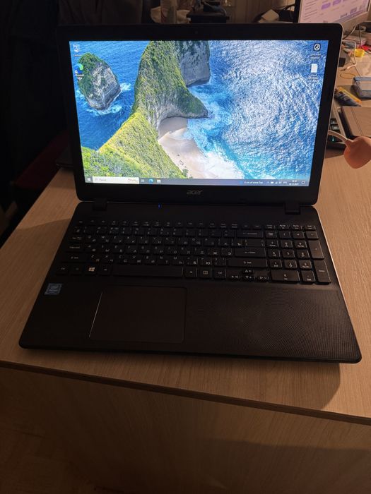 Ноутбук Acer Aspire ES1-571