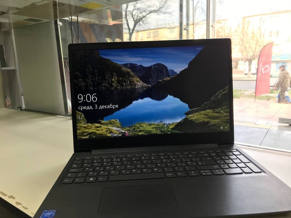 Lenovo notebook holati ideal