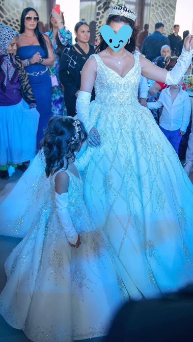 Rochie de mireasă făcută pe comanda deosebita