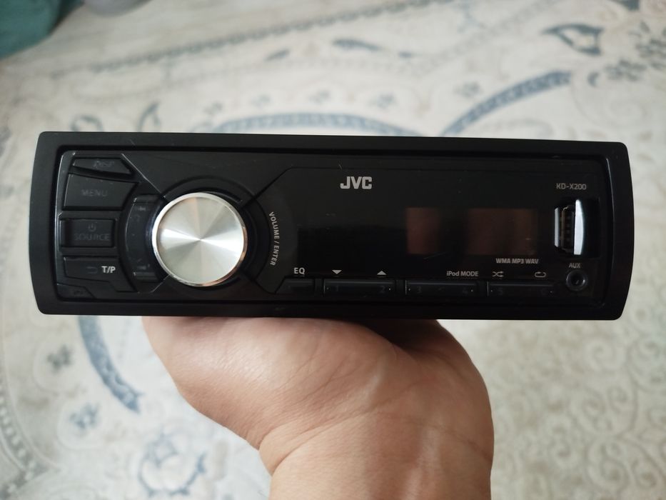 Продам Магнитола JVC