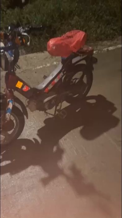 Se da pa scimb pe un slt scuter