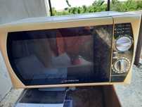 Cuptor cu microunde model SMB177DBF-P00C 17 litri